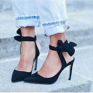 Chic Black Stiletto Heels with Bow Detail